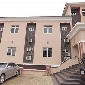 Caesarscourt Hotel And Suites